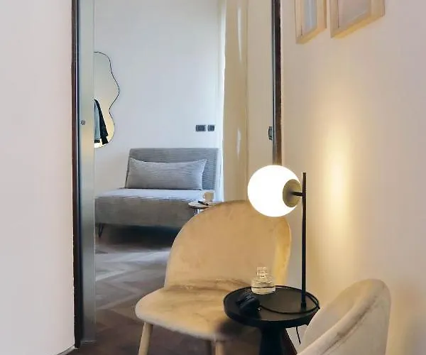 Ych Elegant Flat With Terrace To Trastevere Roma